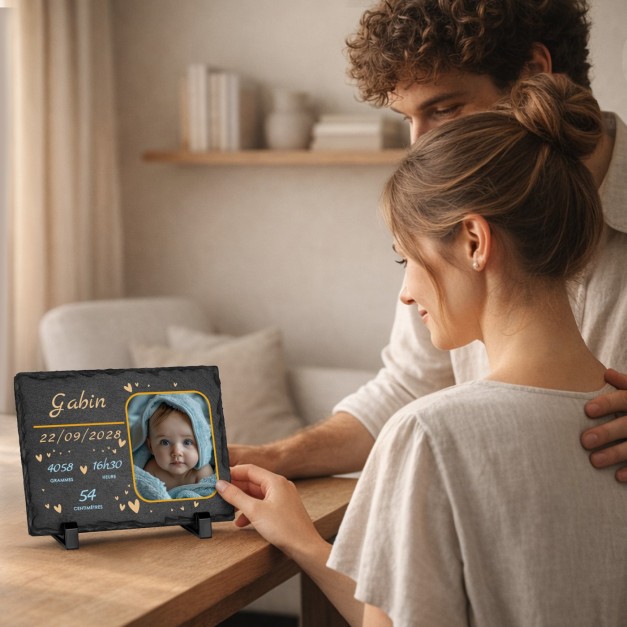 Pierre en ardoise personnalisée avec photo pour la naissance d'un petit garçon