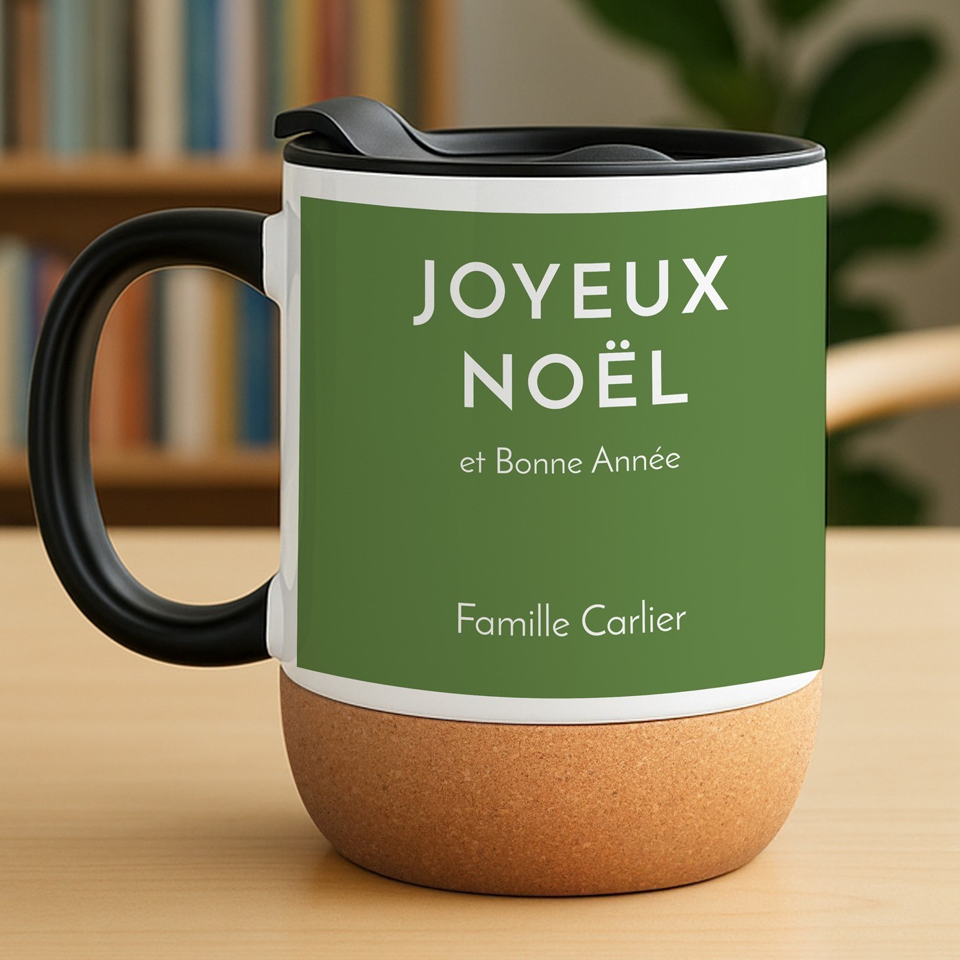 Tasse blanche en céramique avec couvercle et fond en liège personnalisée pour des parents pour Noël
